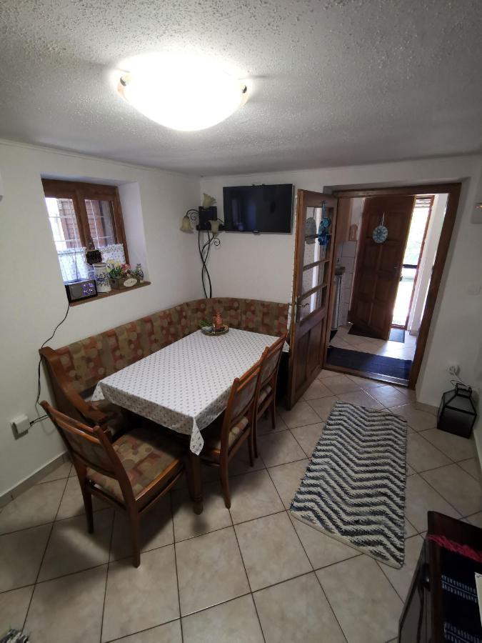 Berko Vendeghaz Apartment Rakoczifalva Bagian luar foto